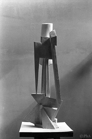 F011 photo 1 sur 2